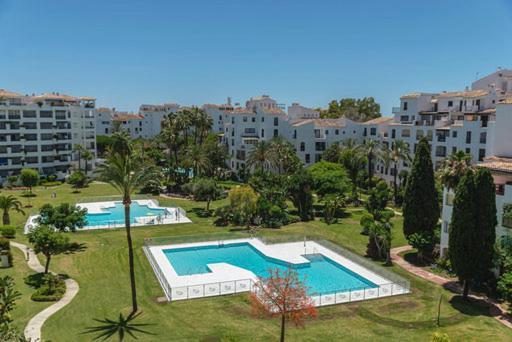 Cozy At Location Apartment Marbella