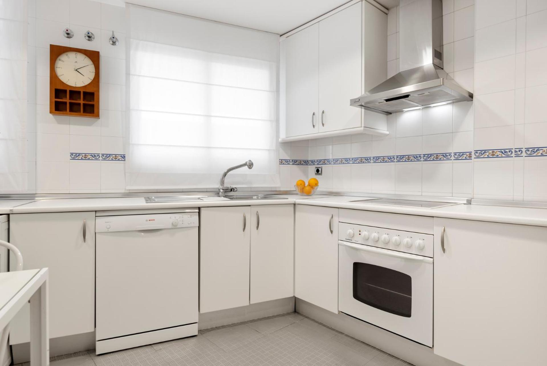 Cozy At Location Apartment